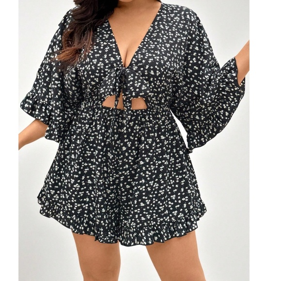 Plus Floral Print Front Tie Ruffle Short Sleeve Romper - Picture 8 of 8